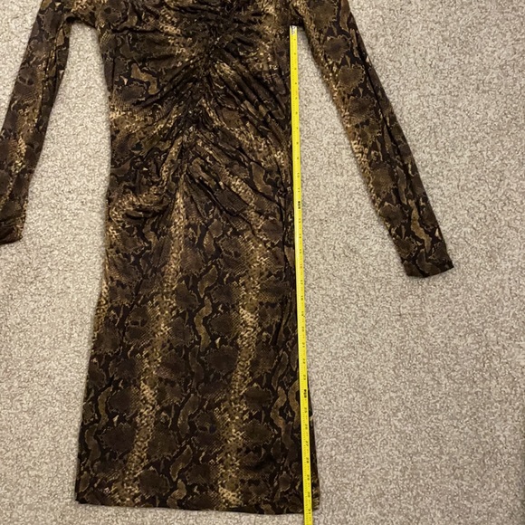✨Kenneth Cole Snake Dress✨ - Picture 11 of 11